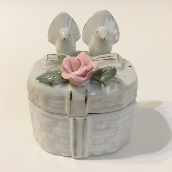 Pink Rose Dove Trinket Box Birds Flower Bow Jewelry Treasure White Porcelain - Picture 1 of 10